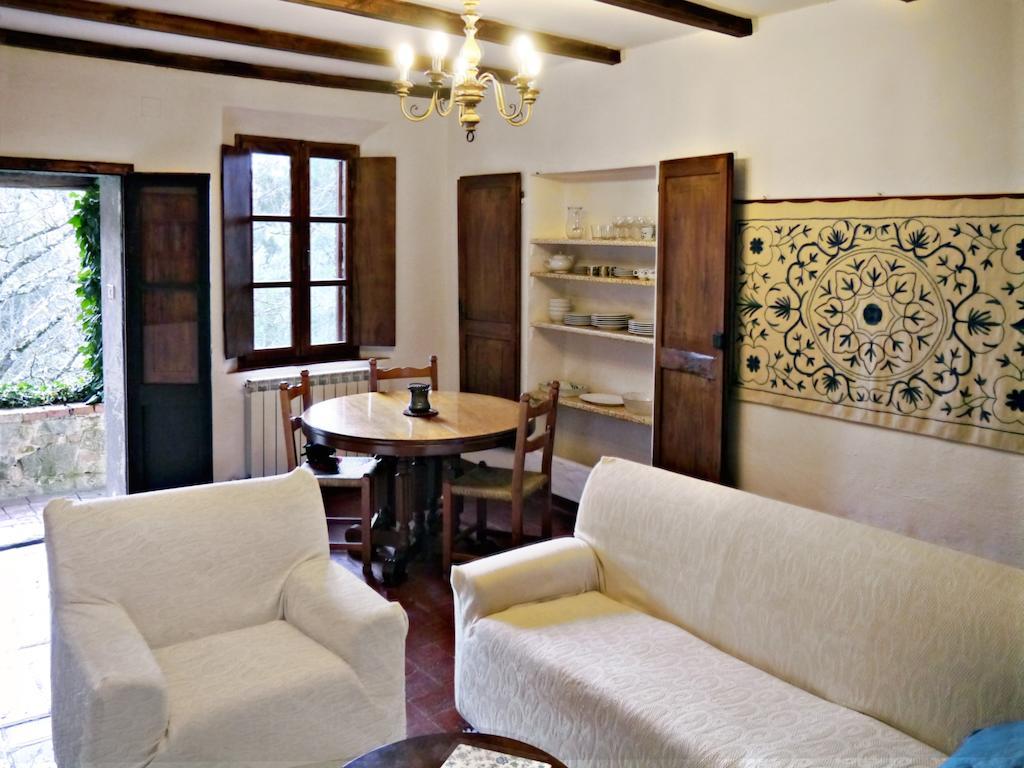 Castello Di Montalto Aparthotel Castelnuovo Berardenga Room photo